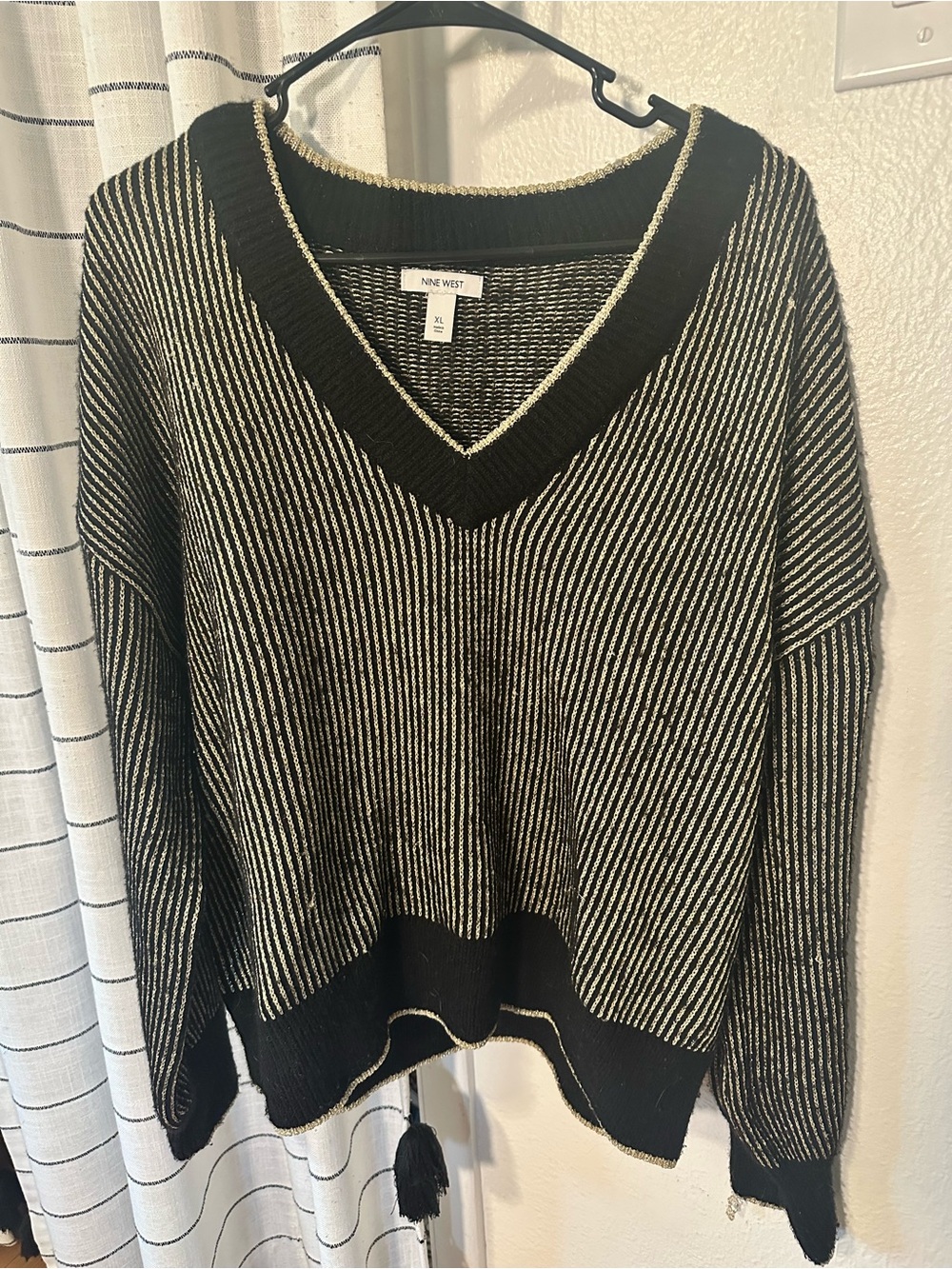Nine West Black and Gold V-Neck Striped Sweater